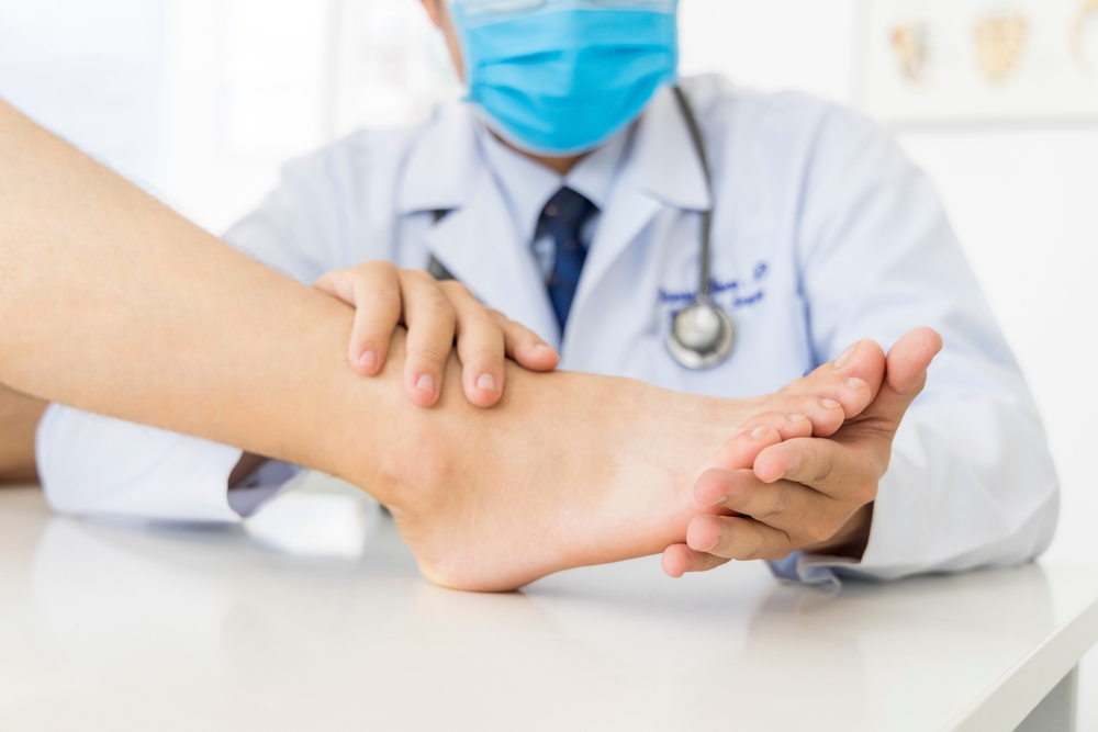 diabetes-foot-care-tips